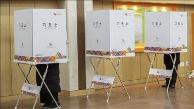 Curtains fall on election campaign as South Korea set for snap polls