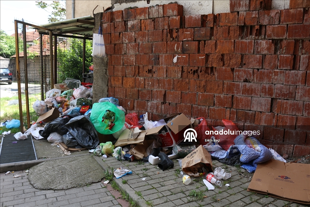Prishtina shëmtohet nga mbeturinat