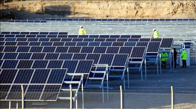 Renewable capacity growth worldwide stalls in 2018