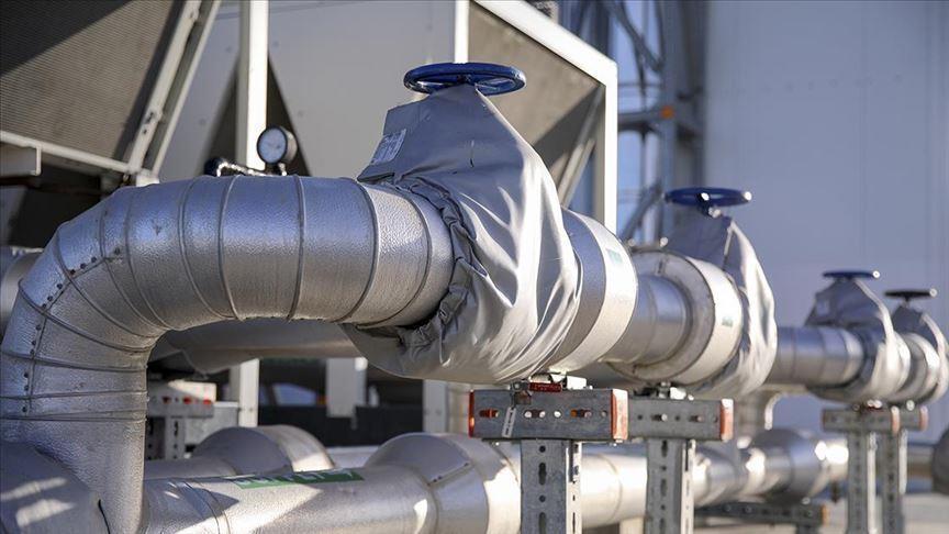 Oil prices down after rise in US oil inventories