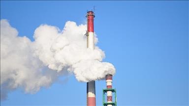 Fossil fuel subsidies at least 4 times more than committed $100 billion to developing countries